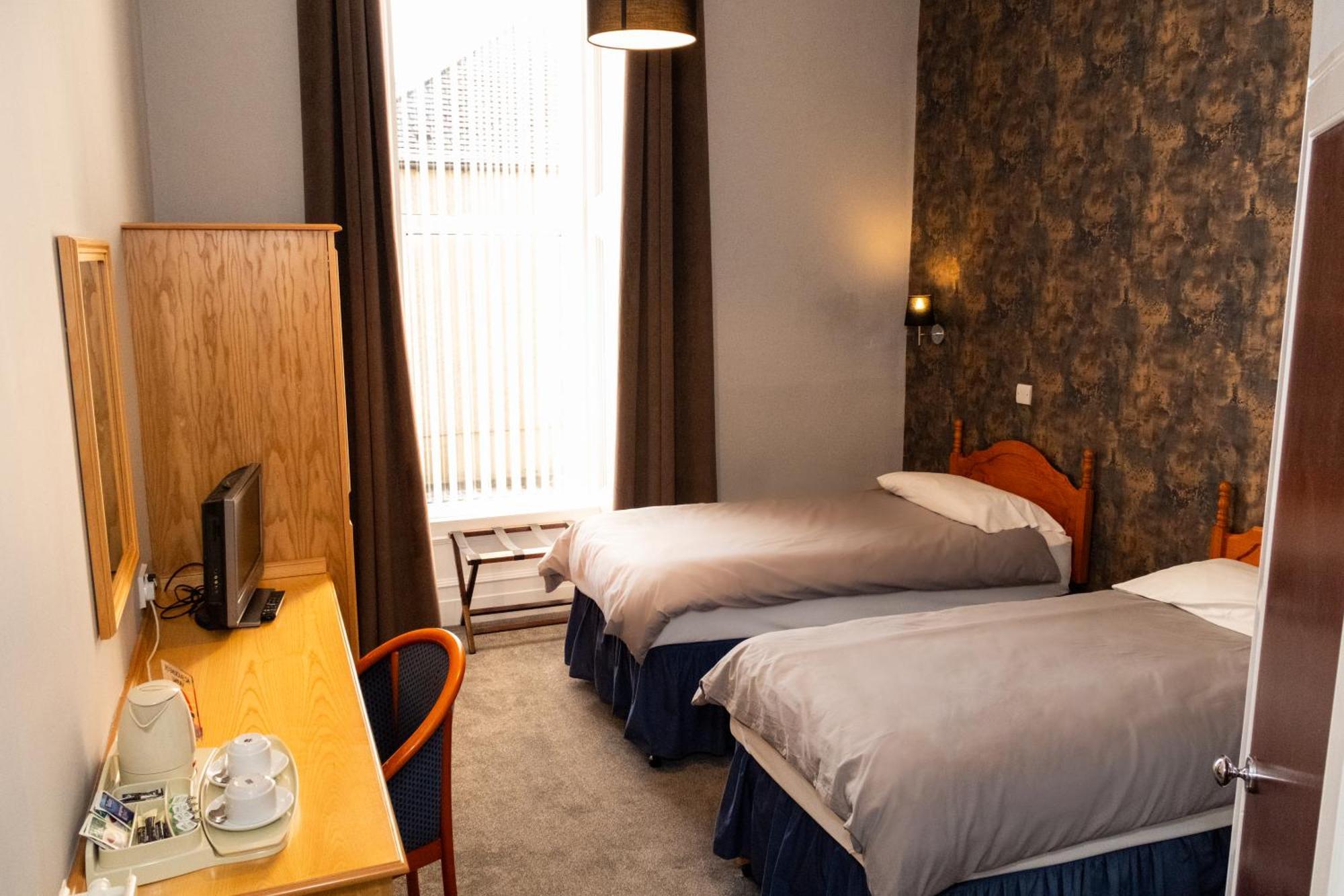 Station Hotel Ellon Dış mekan fotoğraf