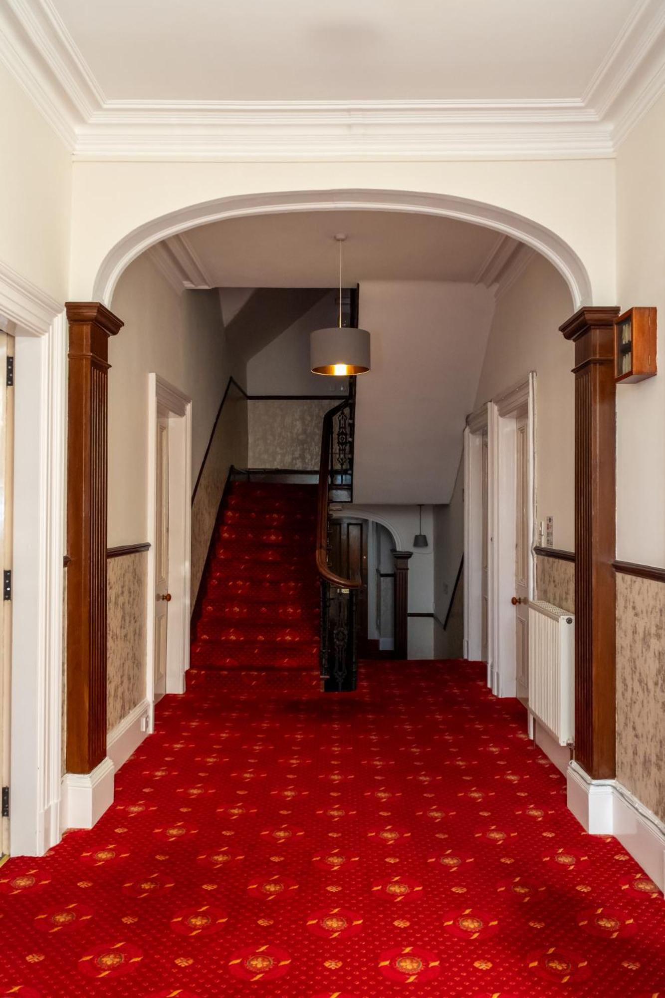 Station Hotel Ellon Dış mekan fotoğraf