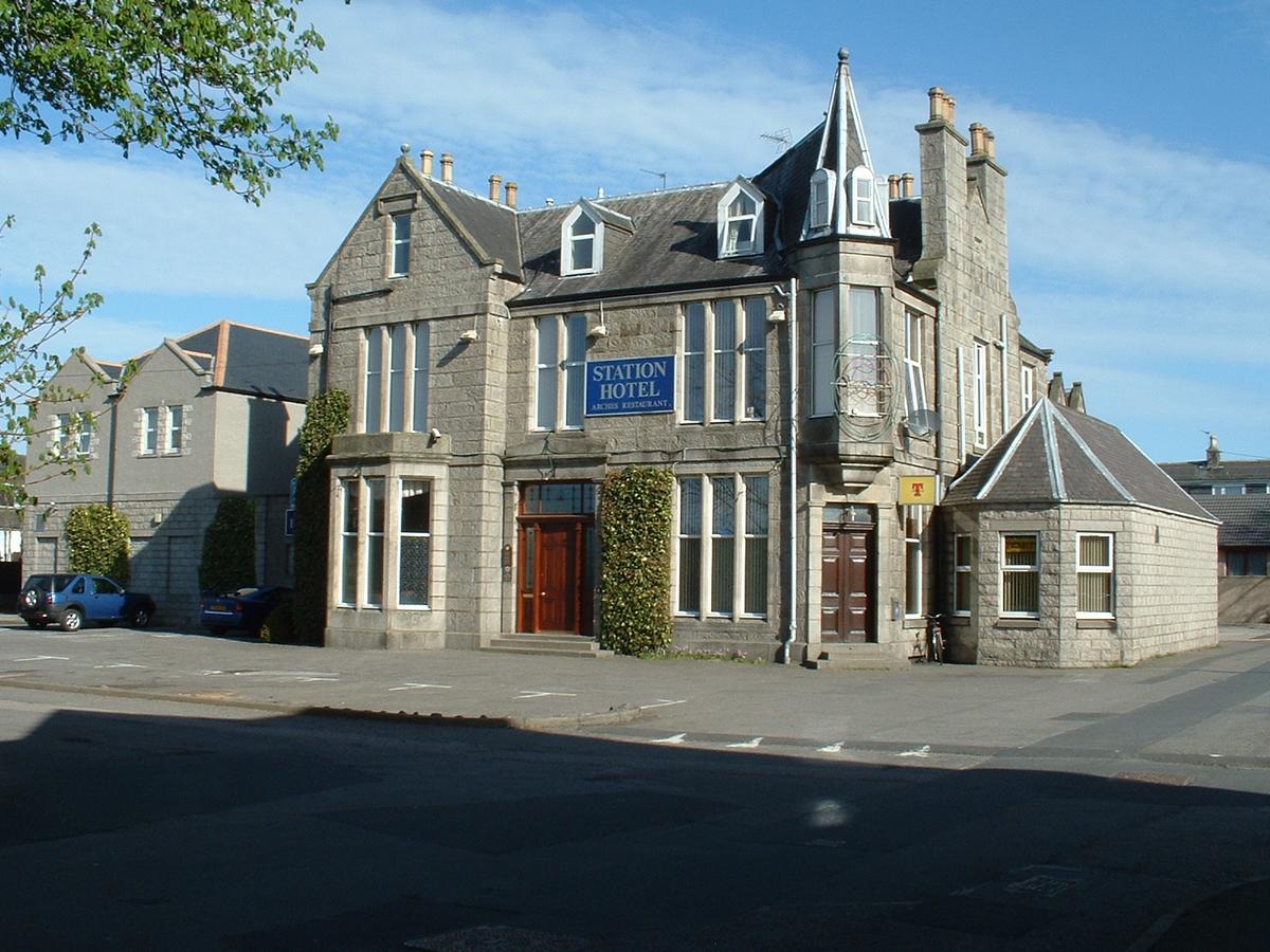 Station Hotel Ellon Dış mekan fotoğraf