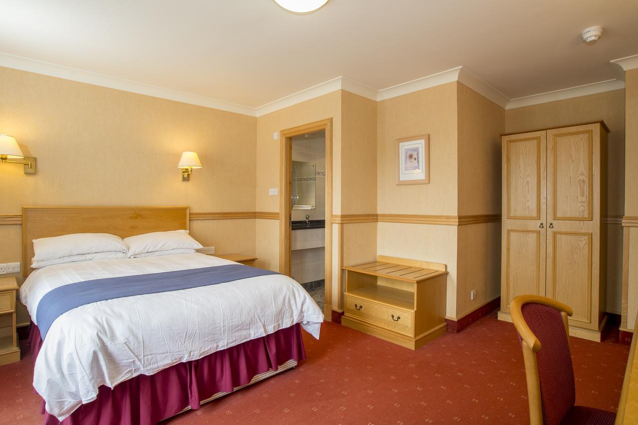 Station Hotel Ellon Dış mekan fotoğraf