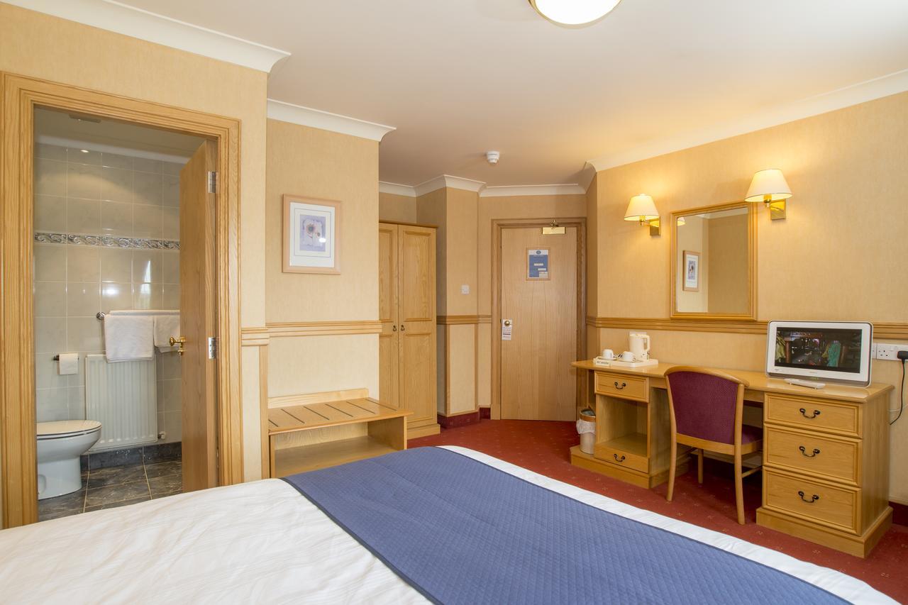 Station Hotel Ellon Dış mekan fotoğraf